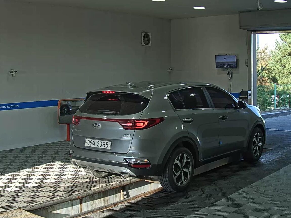 KIA SPORTAGE THE BOLD R2.0 DIESEL 4WD TRENDY 2020 - zdjęcie 5