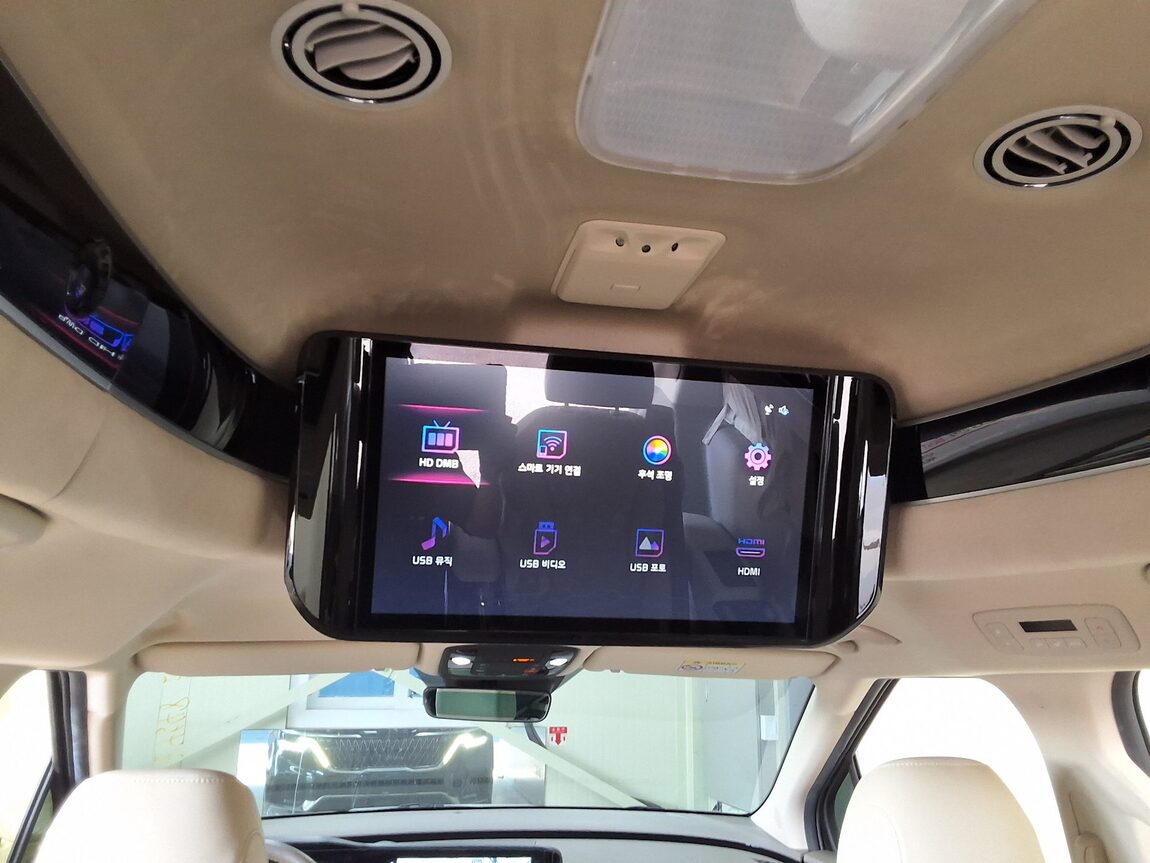 KIA NEW CARNIVAL (KA4) HI-LIMOUSINE 4-SEATER GASOLINE SIGNATURE 2022 - zdjęcie 26