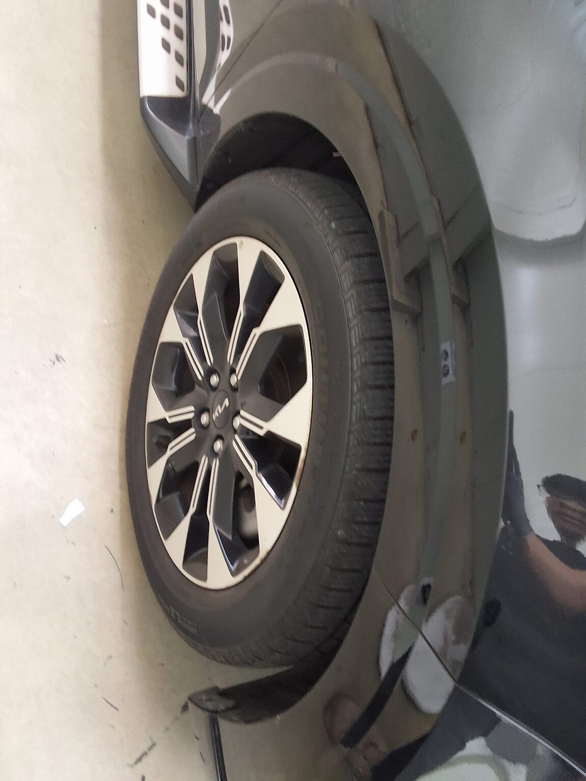 KIA NEW CARNIVAL (KA4) HI-LIMOUSINE 4-SEATER GASOLINE SIGNATURE 2022 - zdjęcie 21