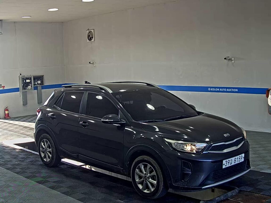 KIA STONIC 1.4 GASOLINE DELUXE 2019 - zdjęcie 3