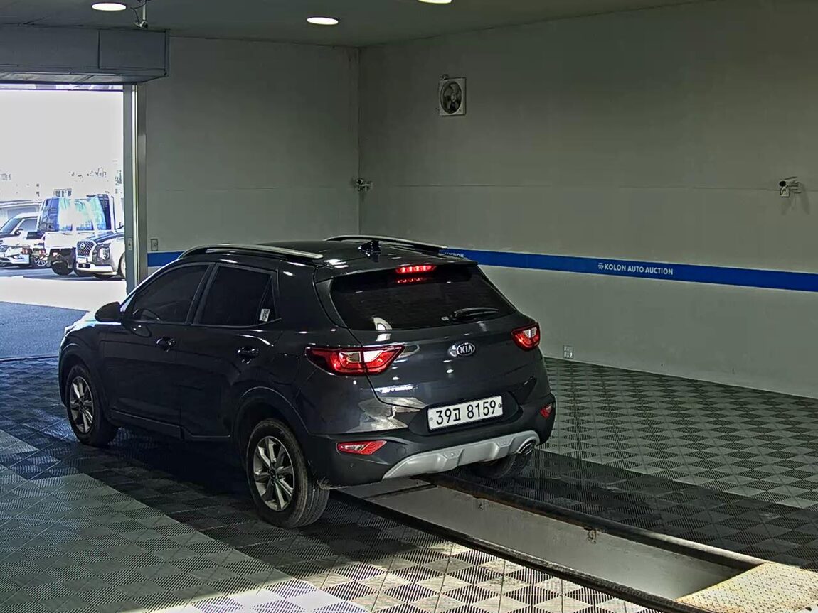 KIA STONIC 1.4 GASOLINE DELUXE 2019 - zdjęcie 6