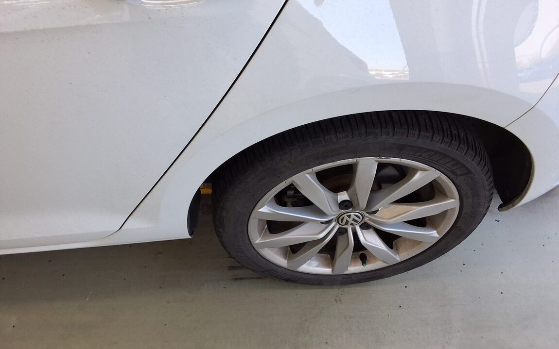 VOLKSWAGEN GOLF (7TH GEN) 2.0 TDI 2013 - zdjęcie 25