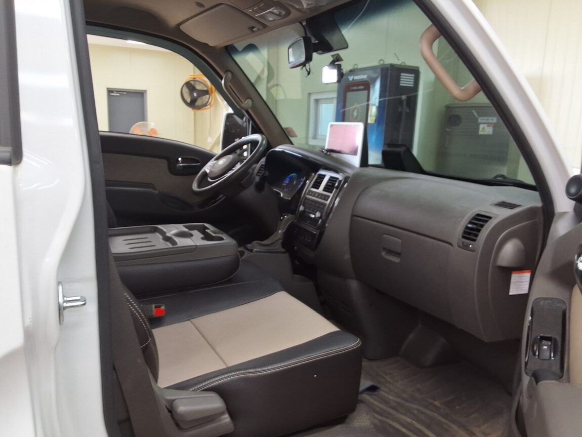 HYUNDAI PORTER II ELECTRIC CARGO PREMIUM SPECIAL 2022 - zdjęcie 12