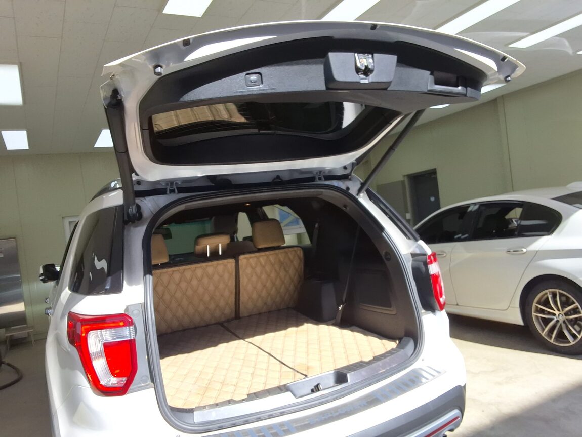 FORD EXPLORER (5TH GEN) 2.3 AWD LIMITED 2017 - zdjęcie 16