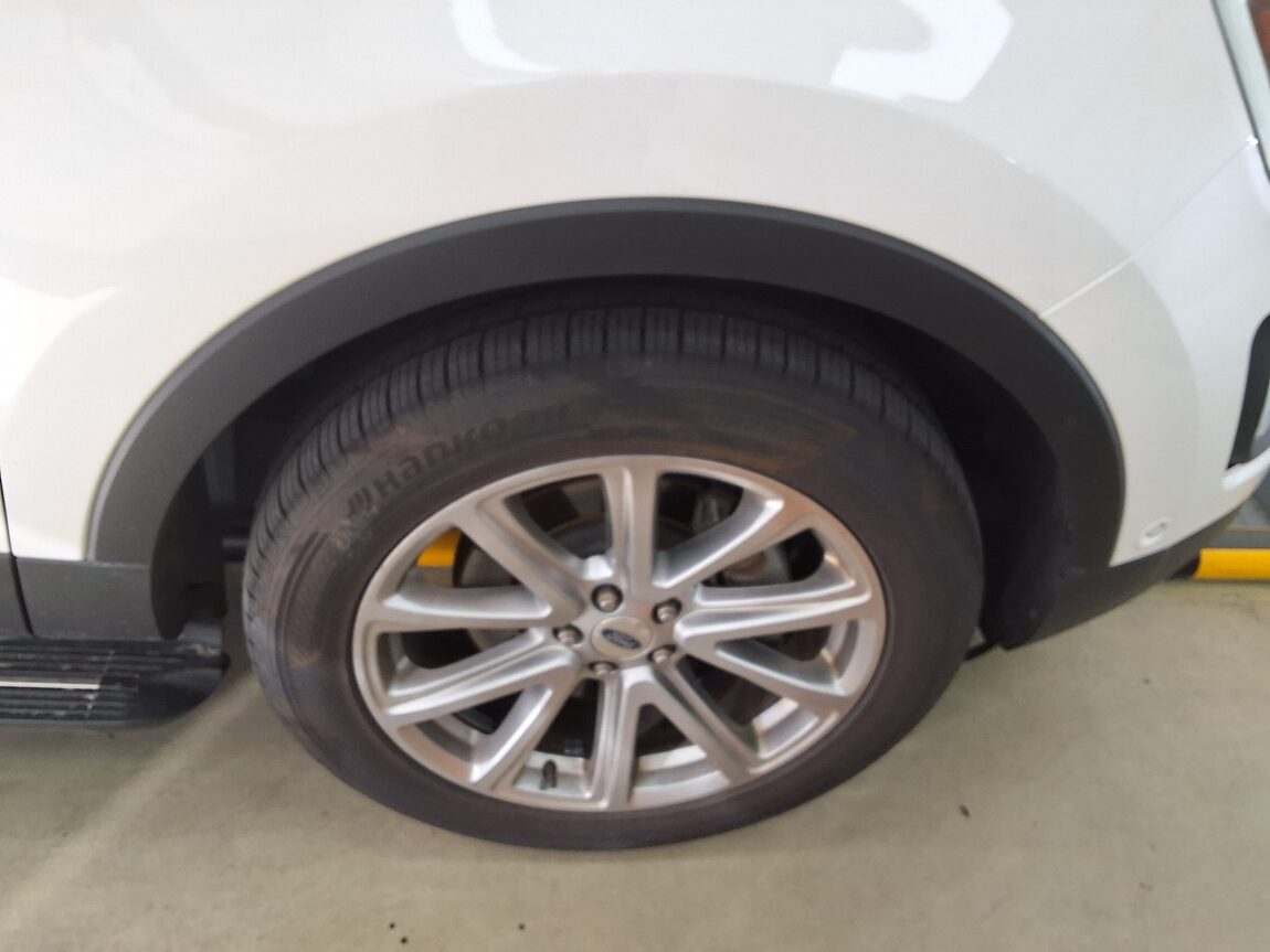 FORD EXPLORER (5TH GEN) 2.3 AWD LIMITED 2017 - zdjęcie 21
