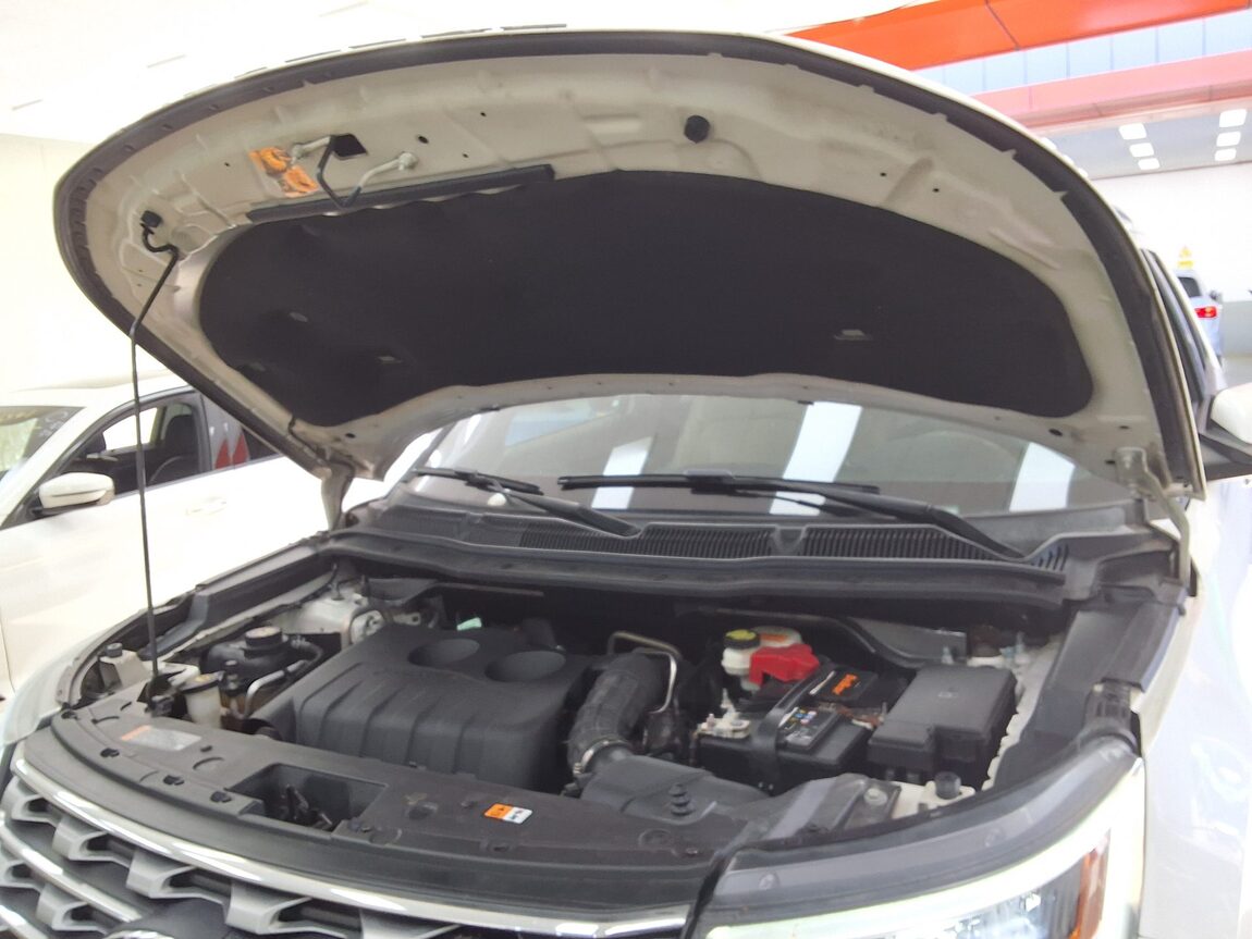 FORD EXPLORER (5TH GEN) 2.3 AWD LIMITED 2017 - zdjęcie 18