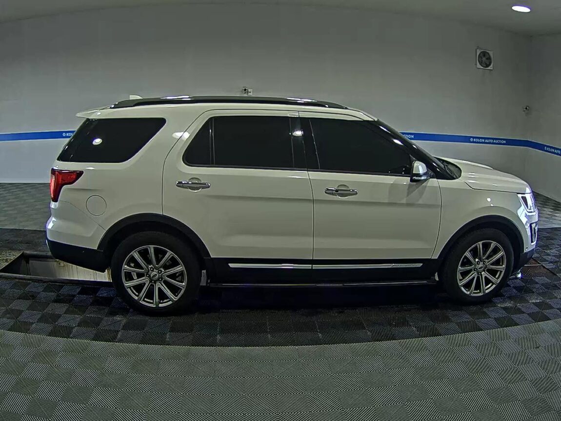 FORD EXPLORER (5TH GEN) 2.3 AWD LIMITED 2017 - zdjęcie 4