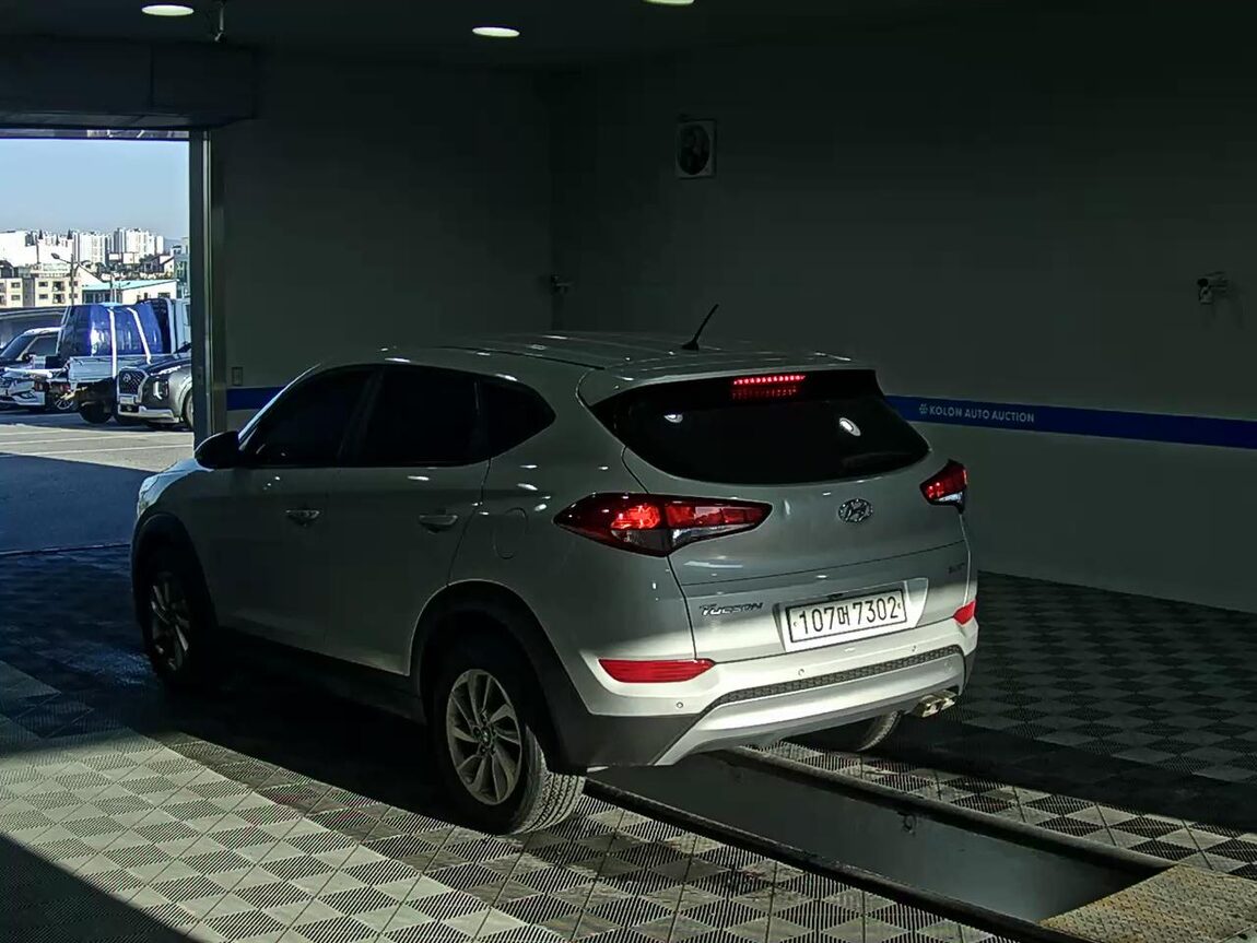 HYUNDAI ALL NEW TUCSON DIESEL R2.0 2WD STYLE SPECIAL 2017 - zdjęcie 6