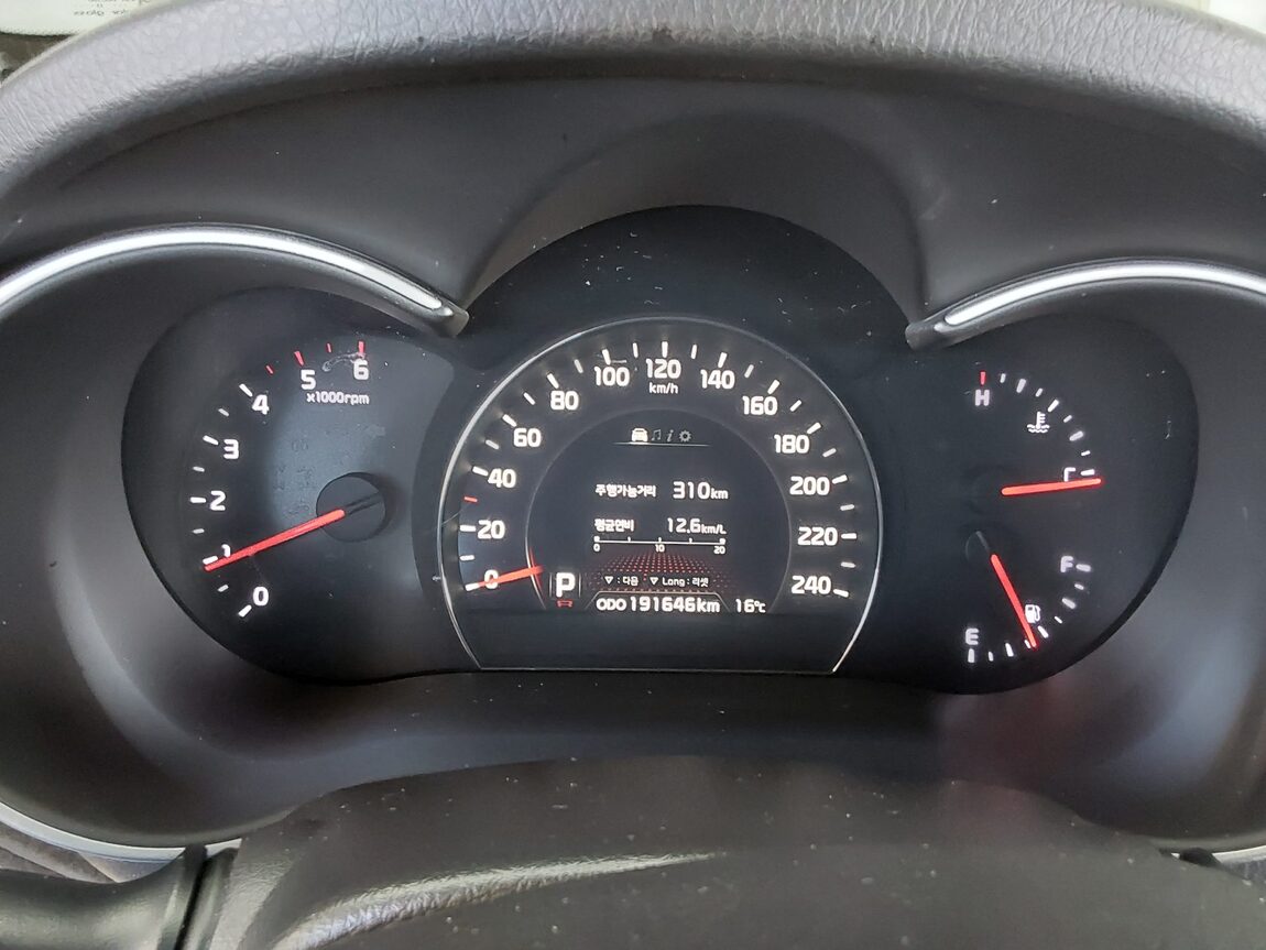KIA NEW SORENTO R R2.0 4WD TLX SPECIAL 2014 - zdjęcie 9