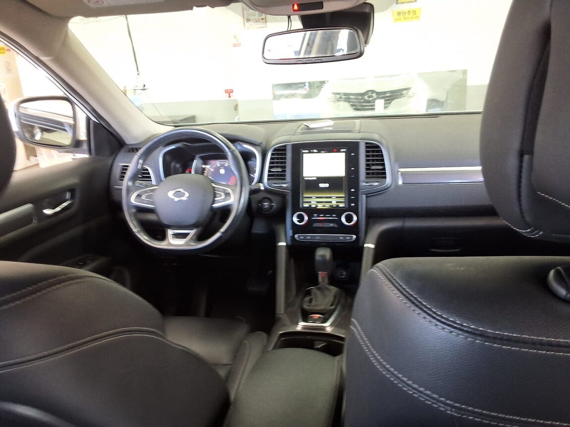 RENAULT (SAMSUNG) QM6 2.0 GDe 2WD RE 2018 - zdjęcie 11