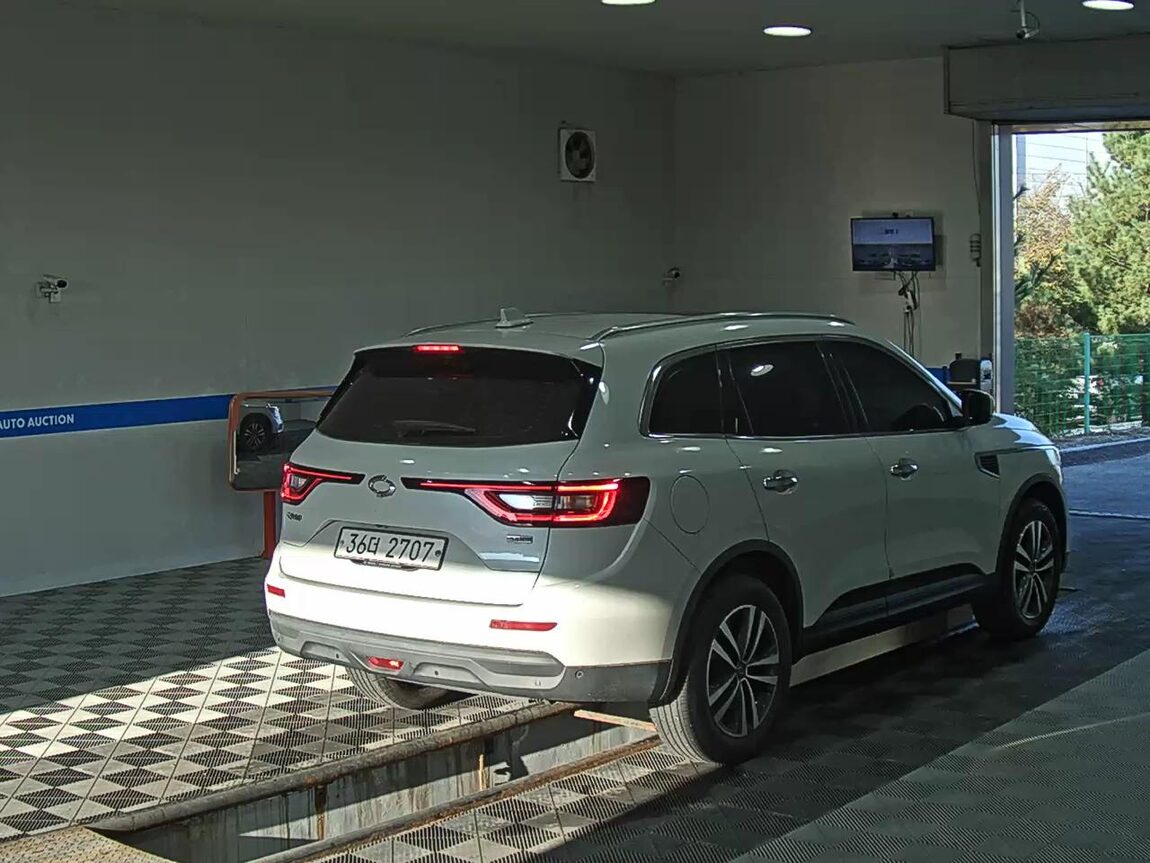 RENAULT (SAMSUNG) QM6 2.0 GDe 2WD RE 2018 - zdjęcie 5