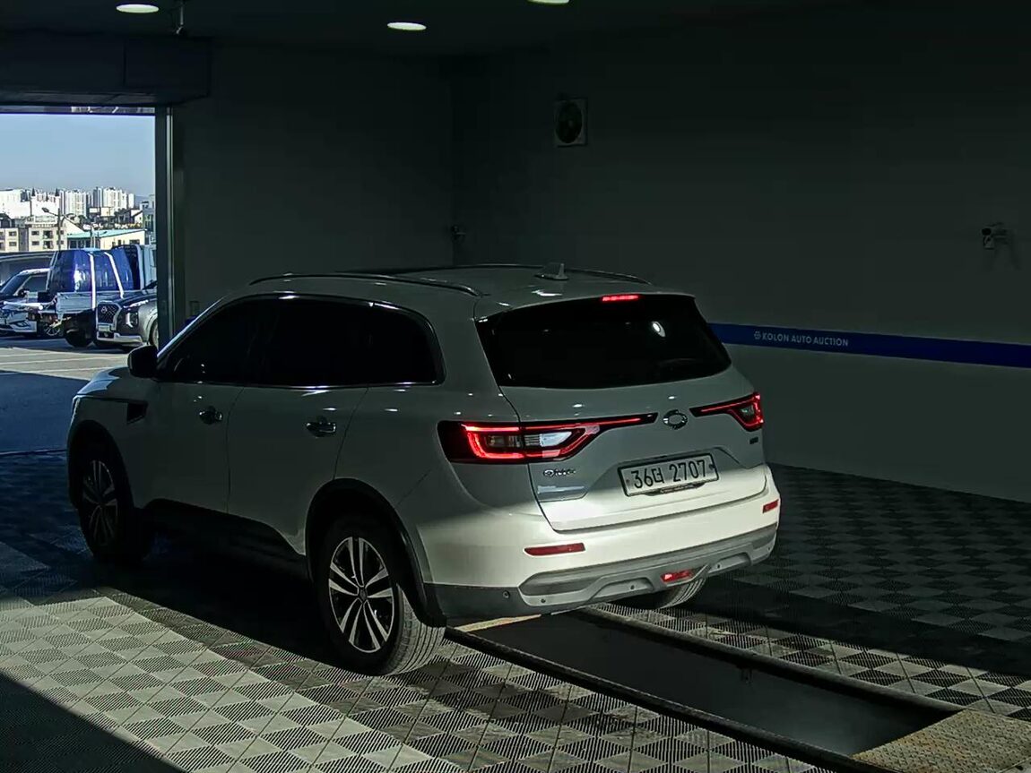 RENAULT (SAMSUNG) QM6 2.0 GDe 2WD RE 2018 - zdjęcie 6
