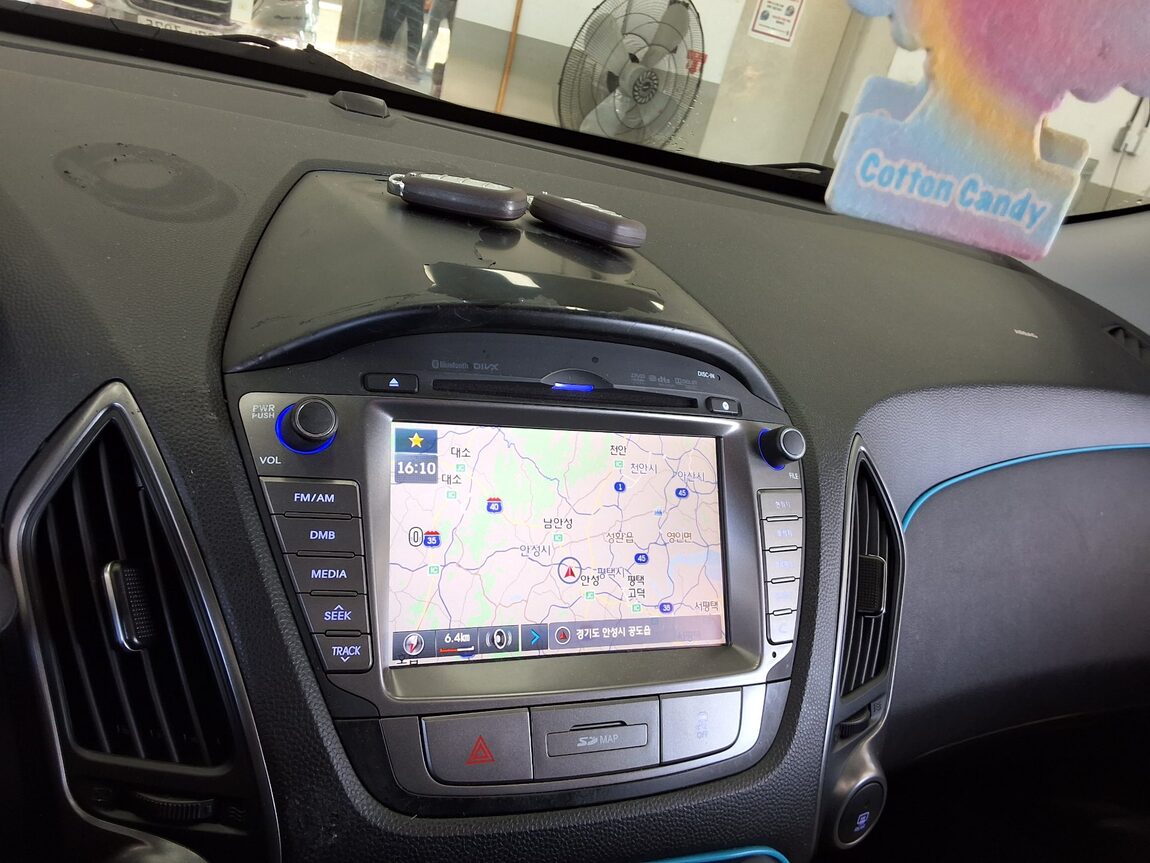 HYUNDAI NEW TUCSON ix DIESEL R2.0 2WD SMART SPECIAL 2015 - zdjęcie 17