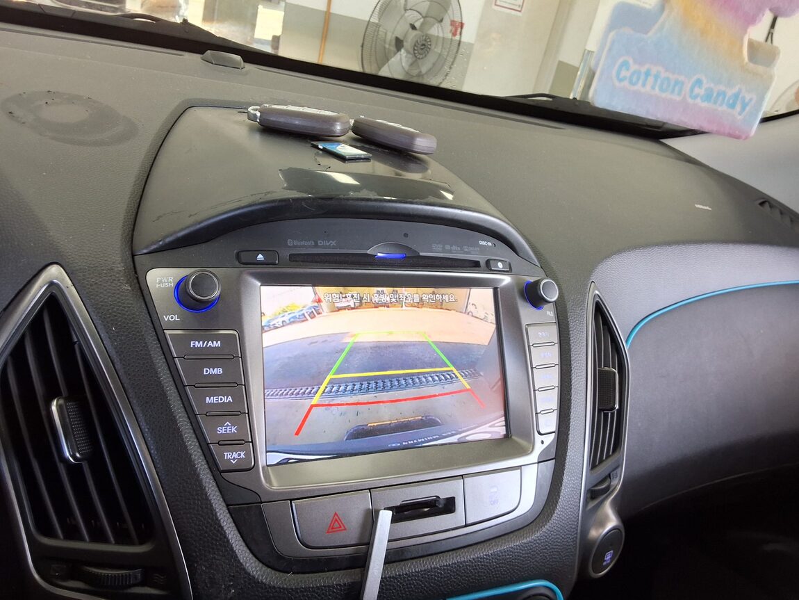 HYUNDAI NEW TUCSON ix DIESEL R2.0 2WD SMART SPECIAL 2015 - zdjęcie 18