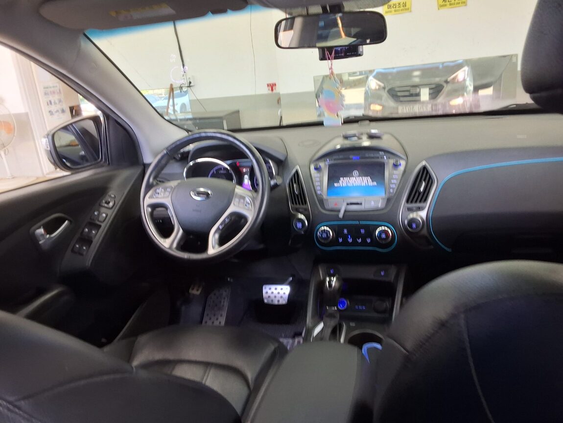 HYUNDAI NEW TUCSON ix DIESEL R2.0 2WD SMART SPECIAL 2015 - zdjęcie 11