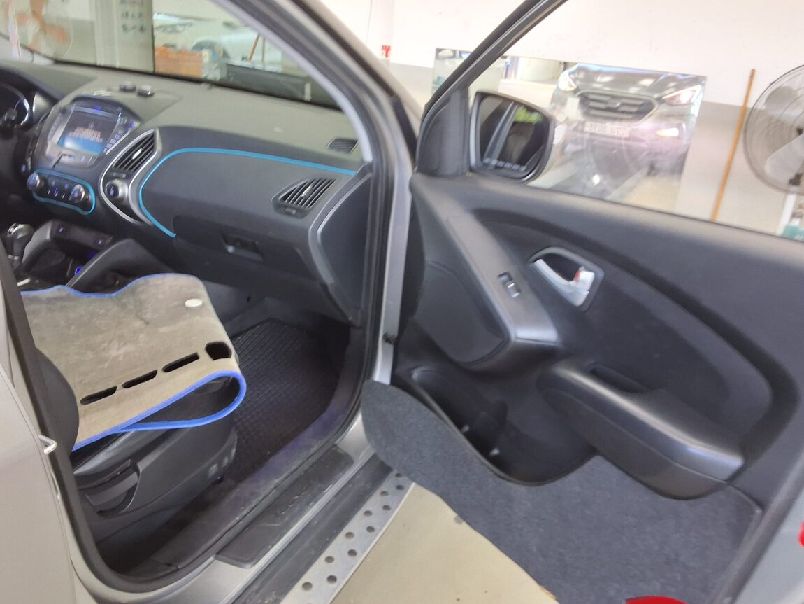 HYUNDAI NEW TUCSON ix DIESEL R2.0 2WD SMART SPECIAL 2015 - zdjęcie 14