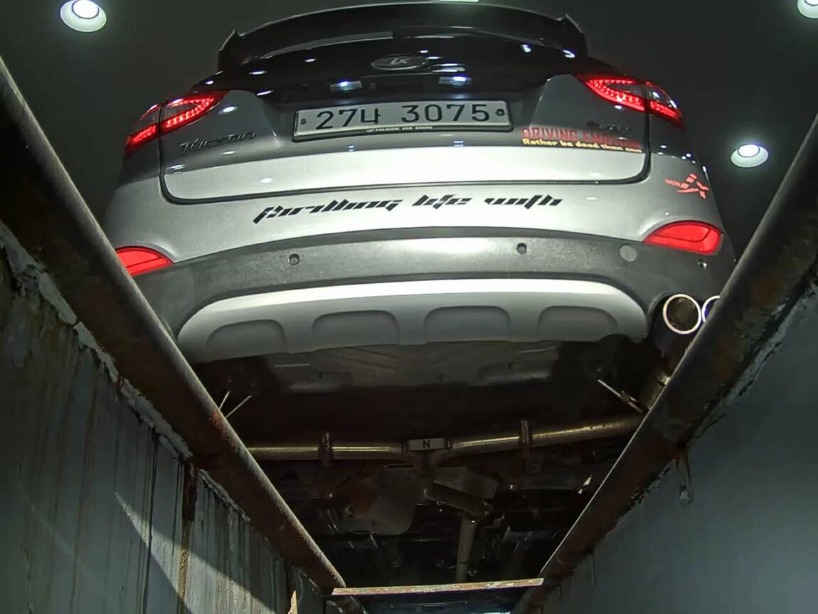 HYUNDAI NEW TUCSON ix DIESEL R2.0 2WD SMART SPECIAL 2015 - zdjęcie 8