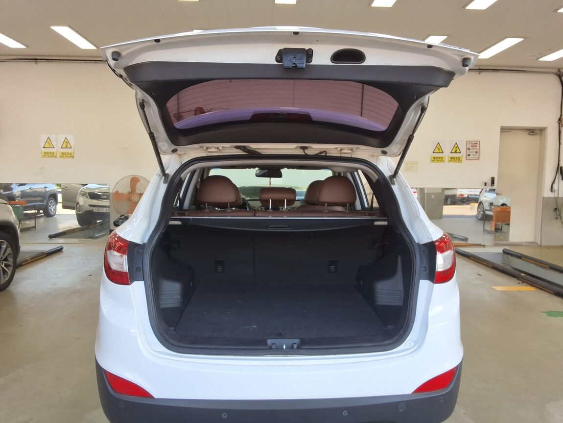 HYUNDAI NEW TUCSON ix DIESEL R2.0 4WD PREMIUM 2014 - zdjęcie 15