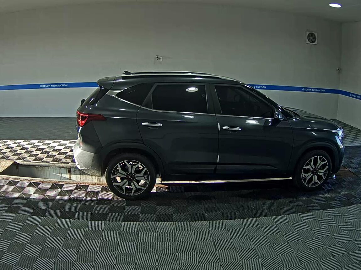 KIA SELTOS 1.6 DIESEL 2WD NOBLESSE 2020 - zdjęcie 4