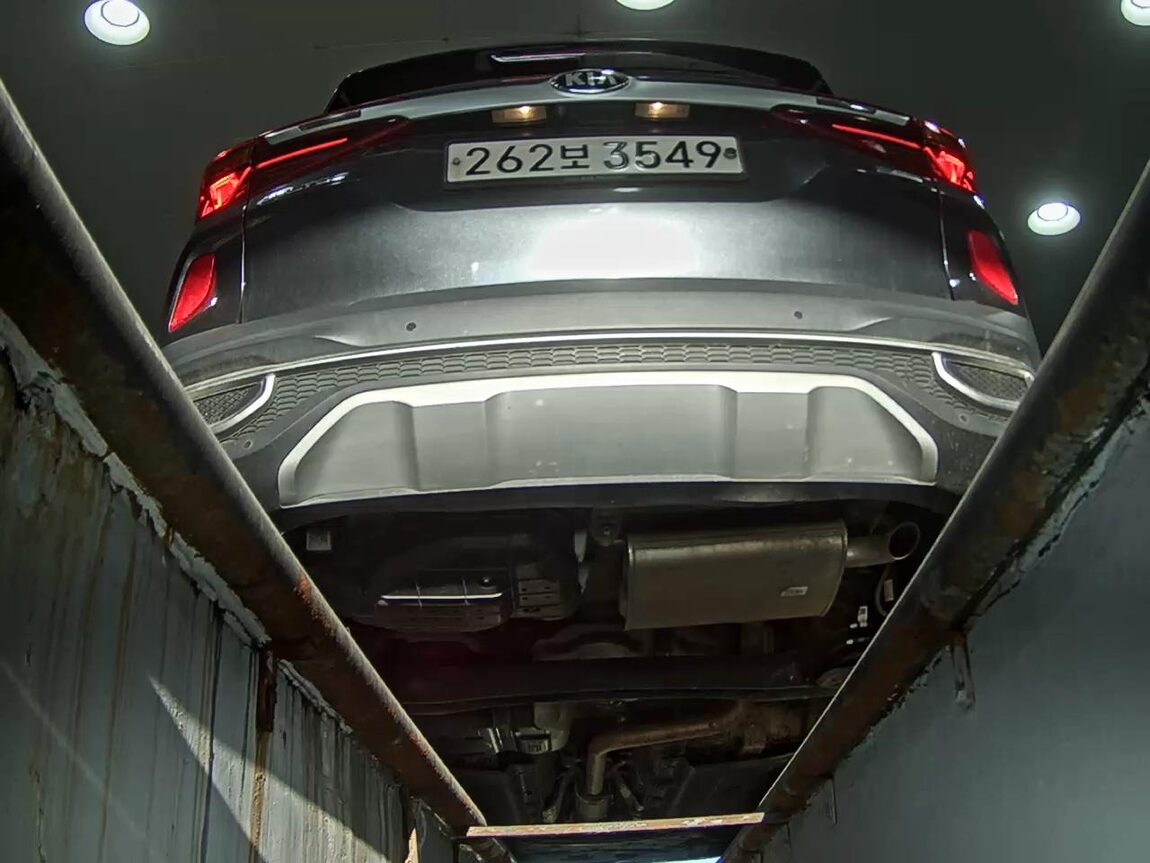 KIA SELTOS 1.6 DIESEL 2WD NOBLESSE 2020 - zdjęcie 8