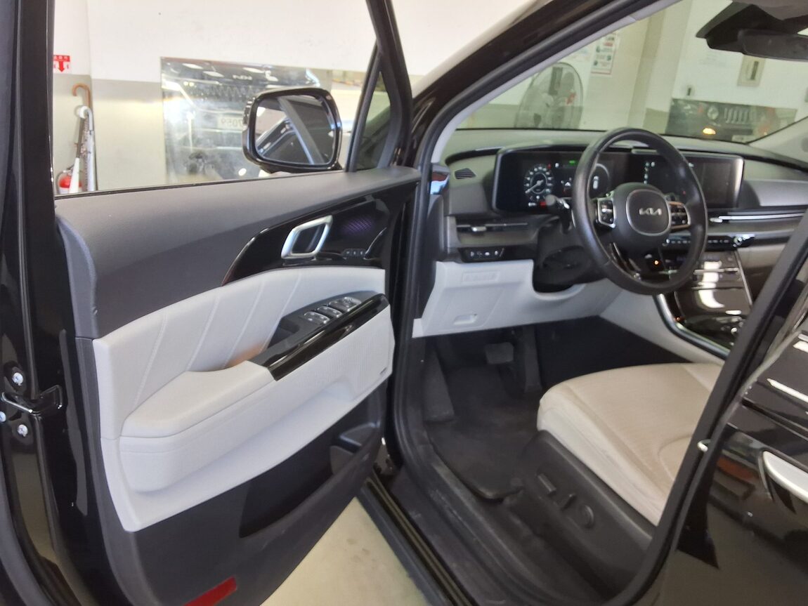 KIA NEW CARNIVAL (KA4) 9-SEATER DIESEL SIGNATURE 2023 - zdjęcie 10