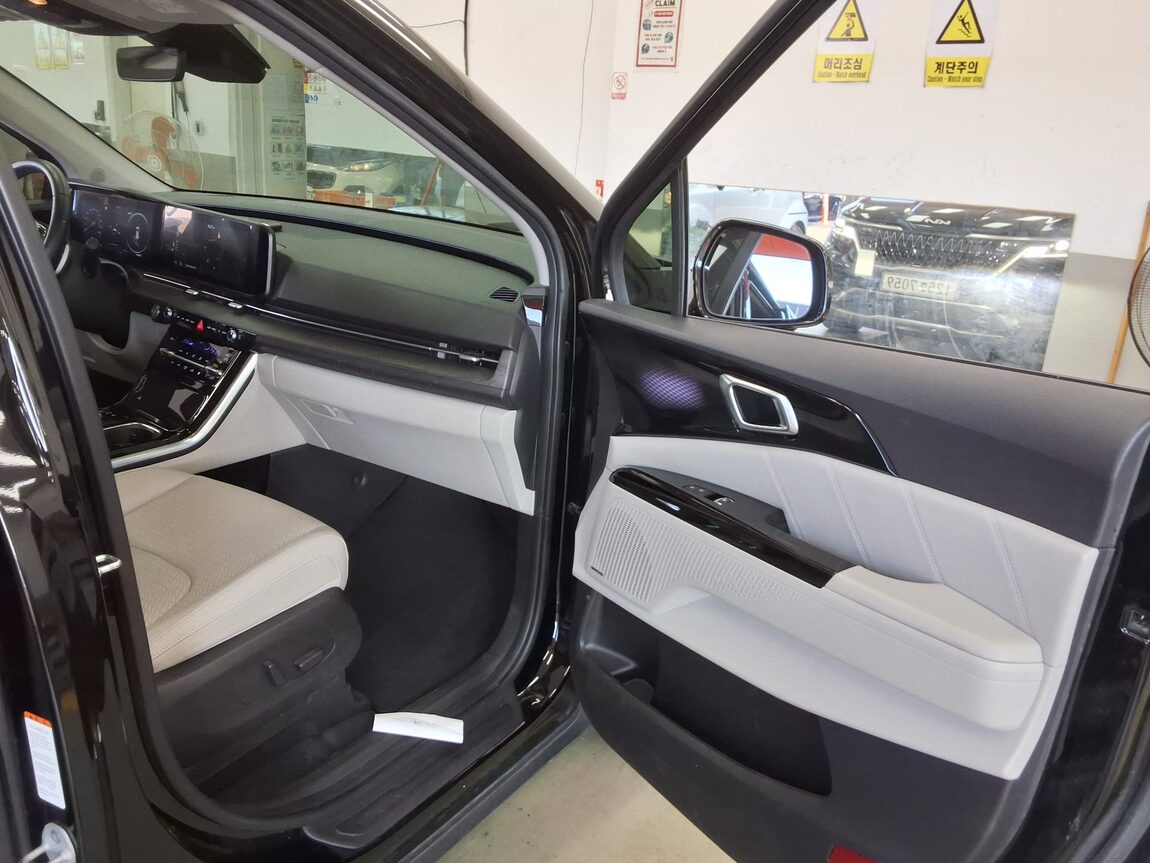 KIA NEW CARNIVAL (KA4) 9-SEATER DIESEL SIGNATURE 2023 - zdjęcie 14
