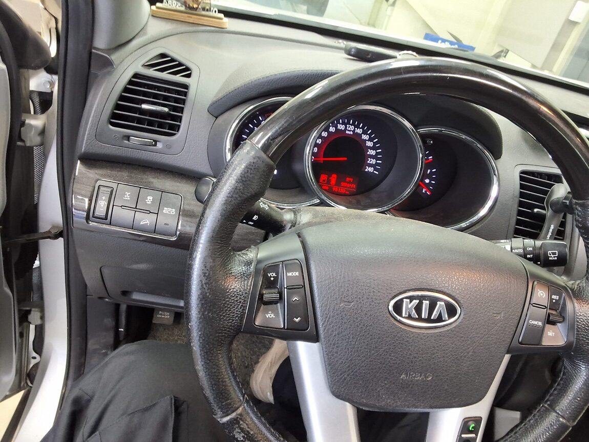 KIA SORENTO R DIESEL 2.2 4WD TLX LUXURY MODEL 2011 - zdjęcie 23