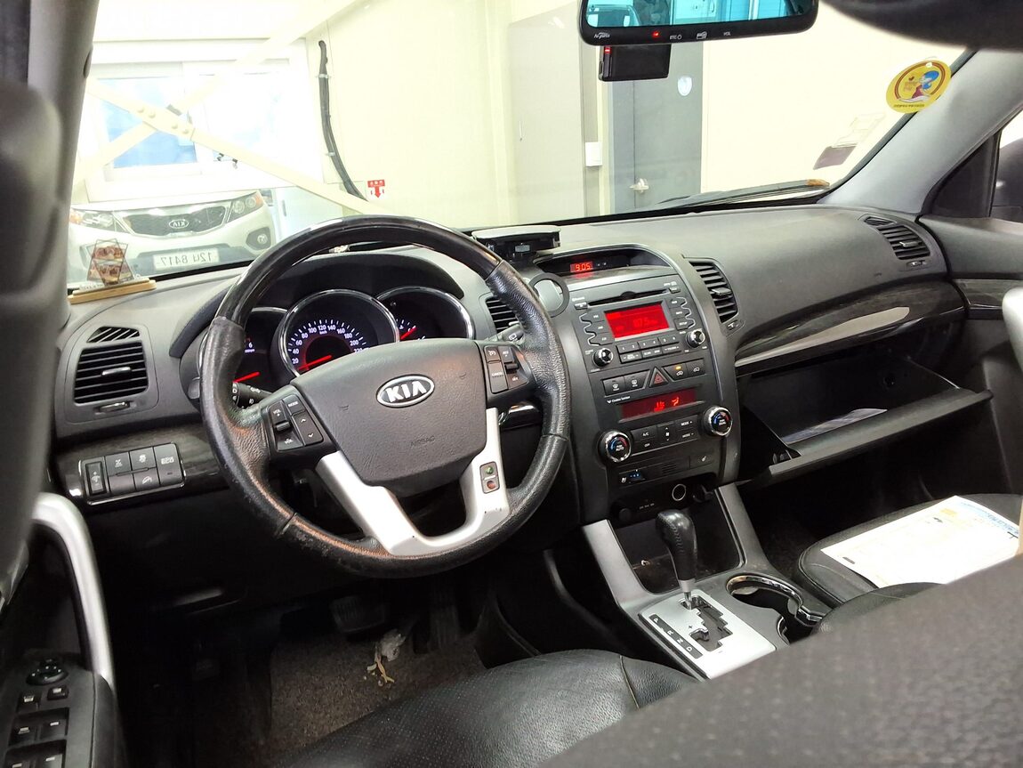 KIA SORENTO R DIESEL 2.2 4WD TLX LUXURY MODEL 2011 - zdjęcie 12