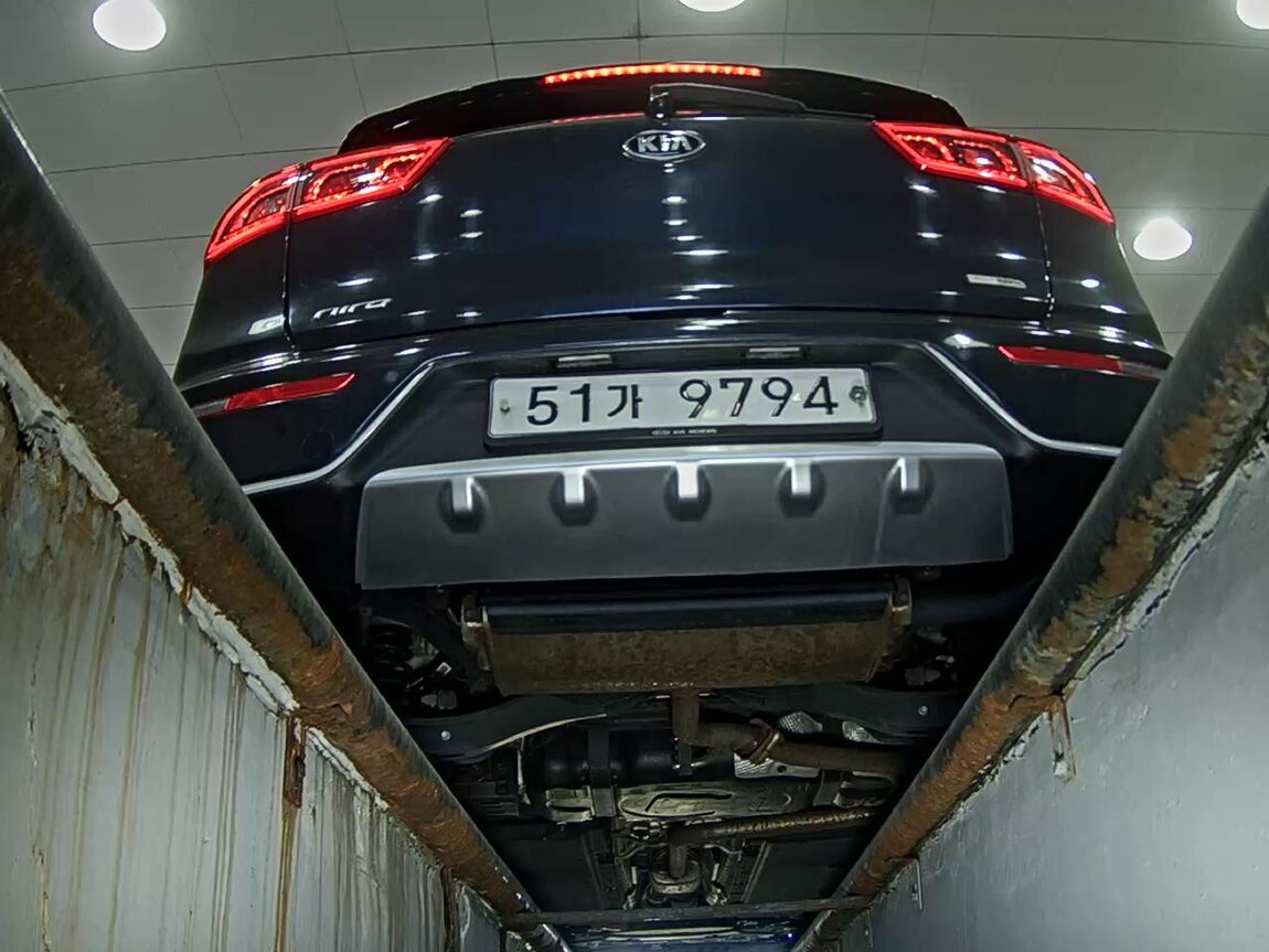 KIA NIRO 1.6 HYBRID NOBLESSE 2018 - zdjęcie 8