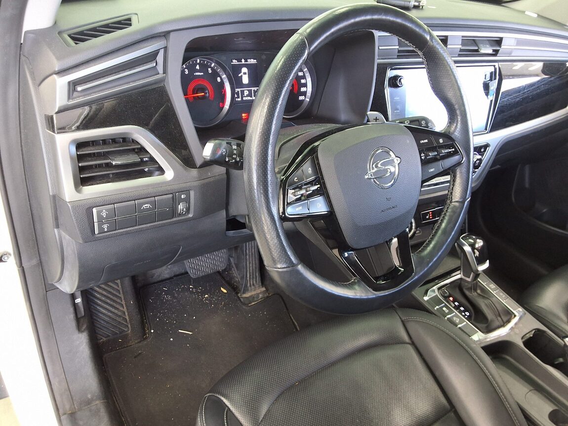 KG MOBILITY (SSANGYONG) ALL NEW KORANDO 1.5 GASOLINE 2WD C5 2021 - zdjęcie 19