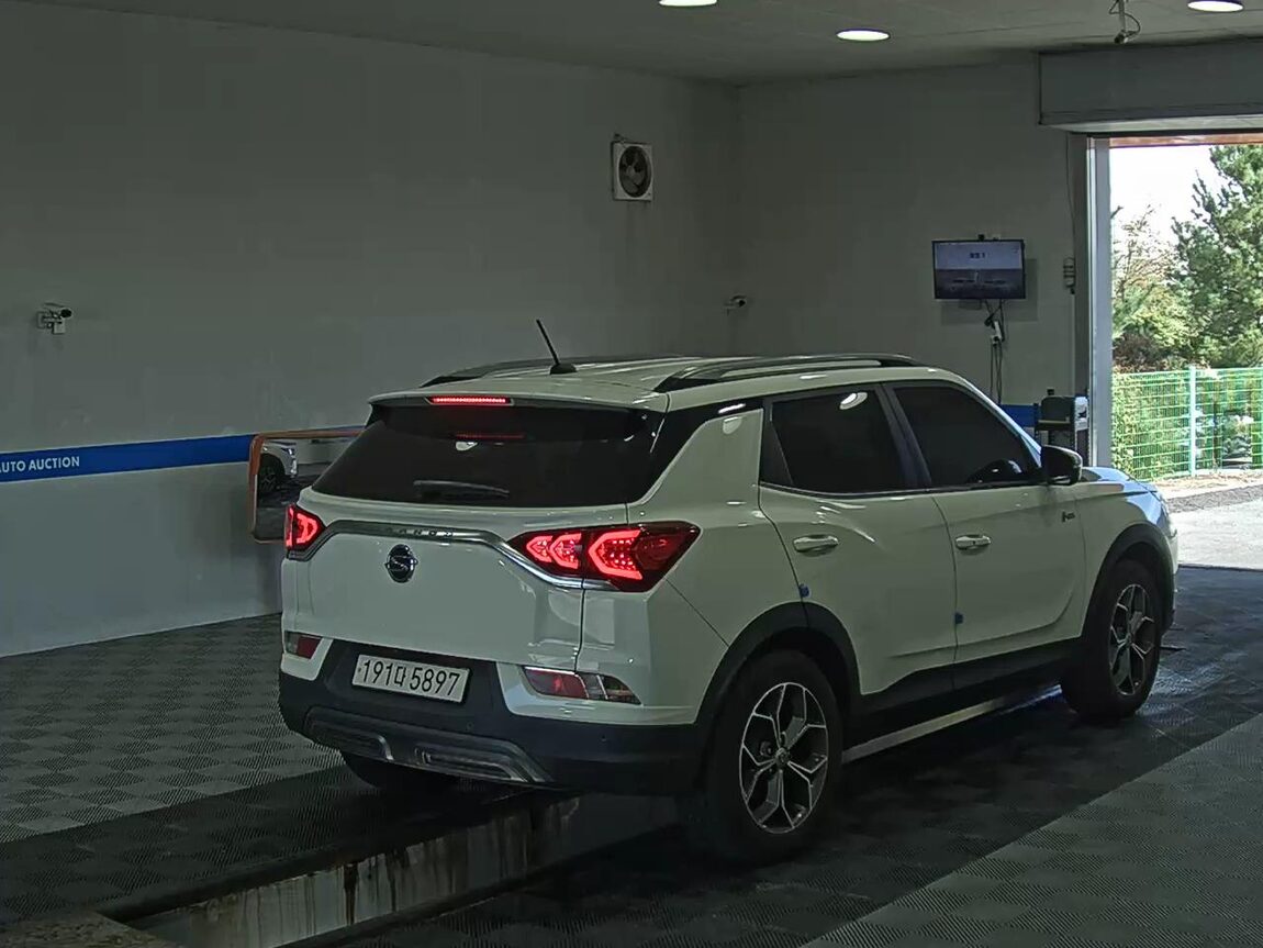 KG MOBILITY (SSANGYONG) ALL NEW KORANDO 1.5 GASOLINE 2WD C5 2021 - zdjęcie 5