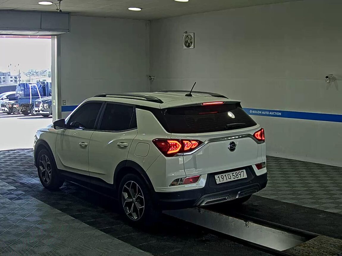 KG MOBILITY (SSANGYONG) ALL NEW KORANDO 1.5 GASOLINE 2WD C5 2021 - zdjęcie 6