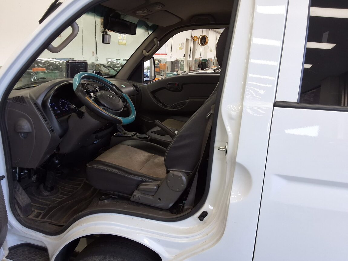 HYUNDAI PORTER II CRDi DOUBLE CAB EXTRA LONG WHEELBASE SMART 2021 - zdjęcie 16