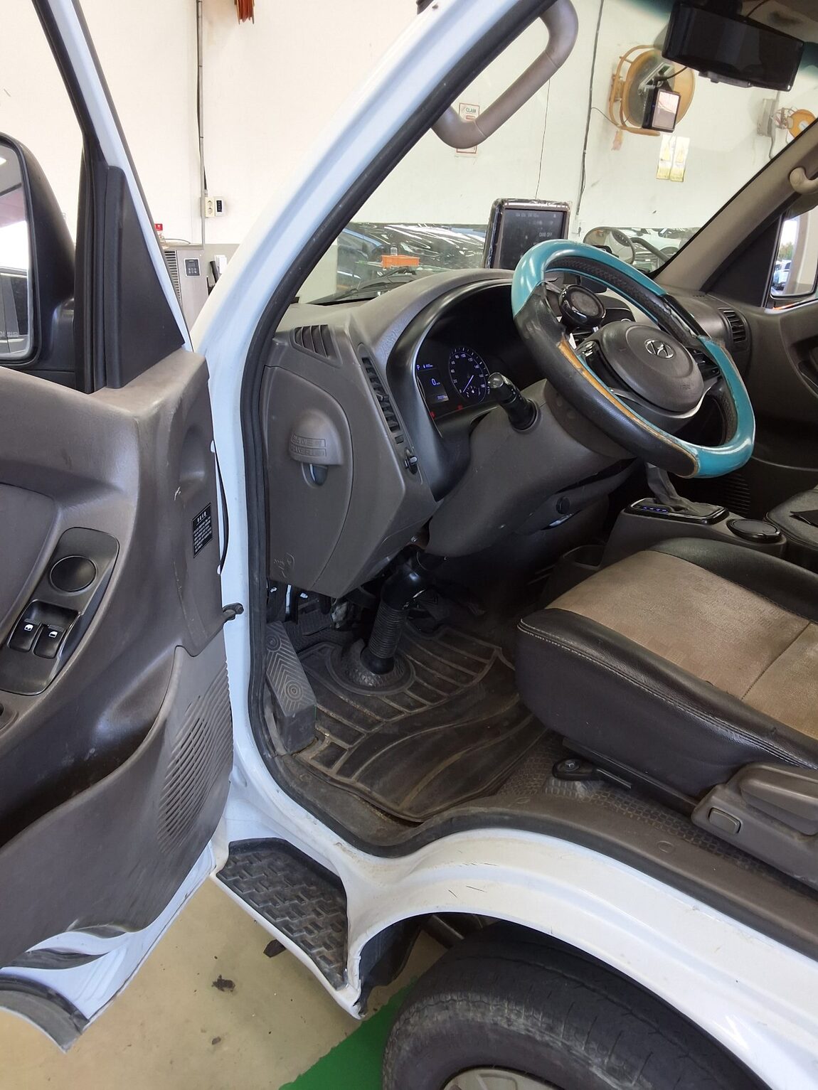 HYUNDAI PORTER II CRDi DOUBLE CAB EXTRA LONG WHEELBASE SMART 2021 - zdjęcie 10