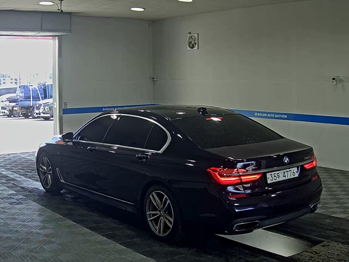 BMW 7 SERIES (6TH GEN) 740Li xDRIVE M SPORT PACK 2017 - zdjęcie 6