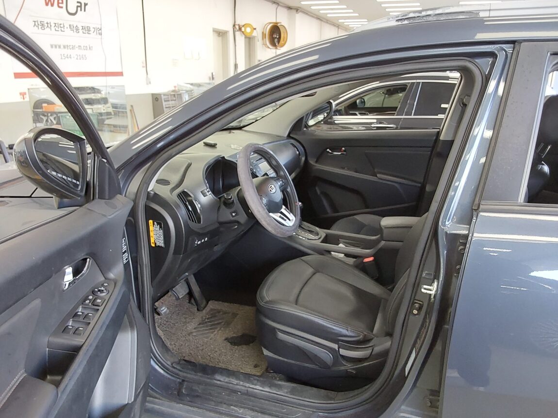 KIA SPORTAGE R DIESEL R2.0 2WD TLX LUXURY MODEL 2012 - zdjęcie 10
