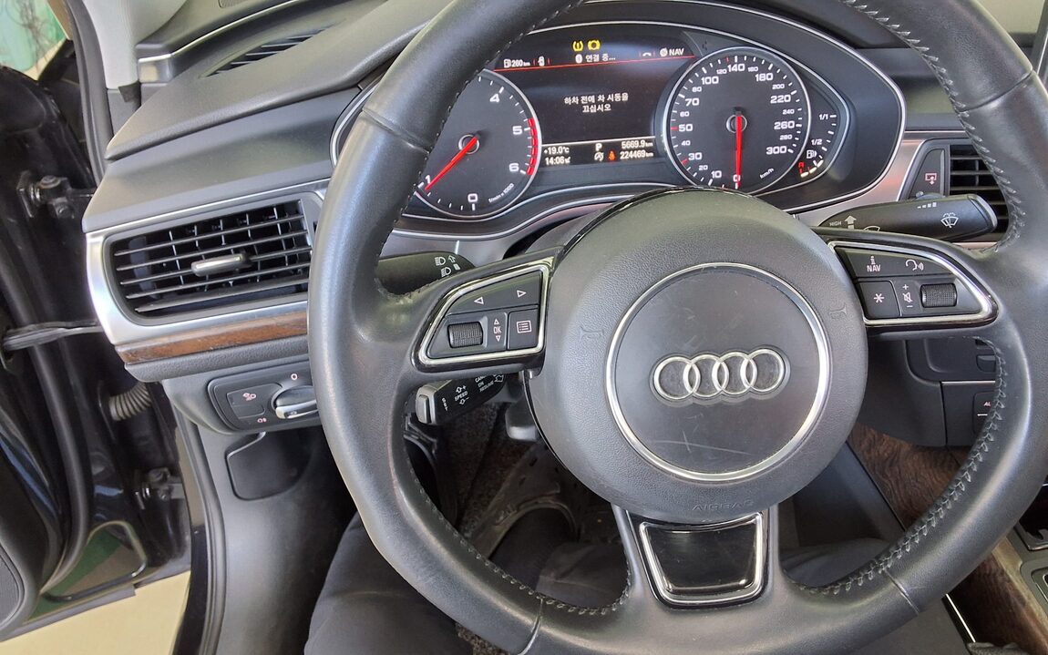 AUDI A6 (4TH GEN) 2.0 TDI DYNAMIC 2014 - zdjęcie 17