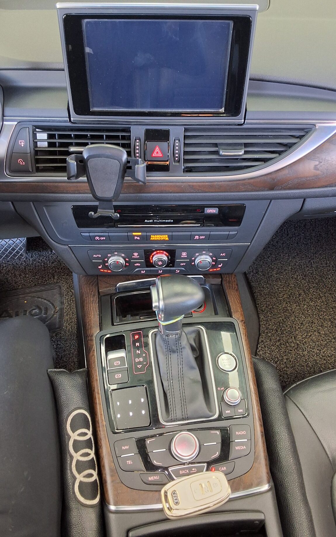 AUDI A6 (4TH GEN) 2.0 TDI DYNAMIC 2014 - zdjęcie 18