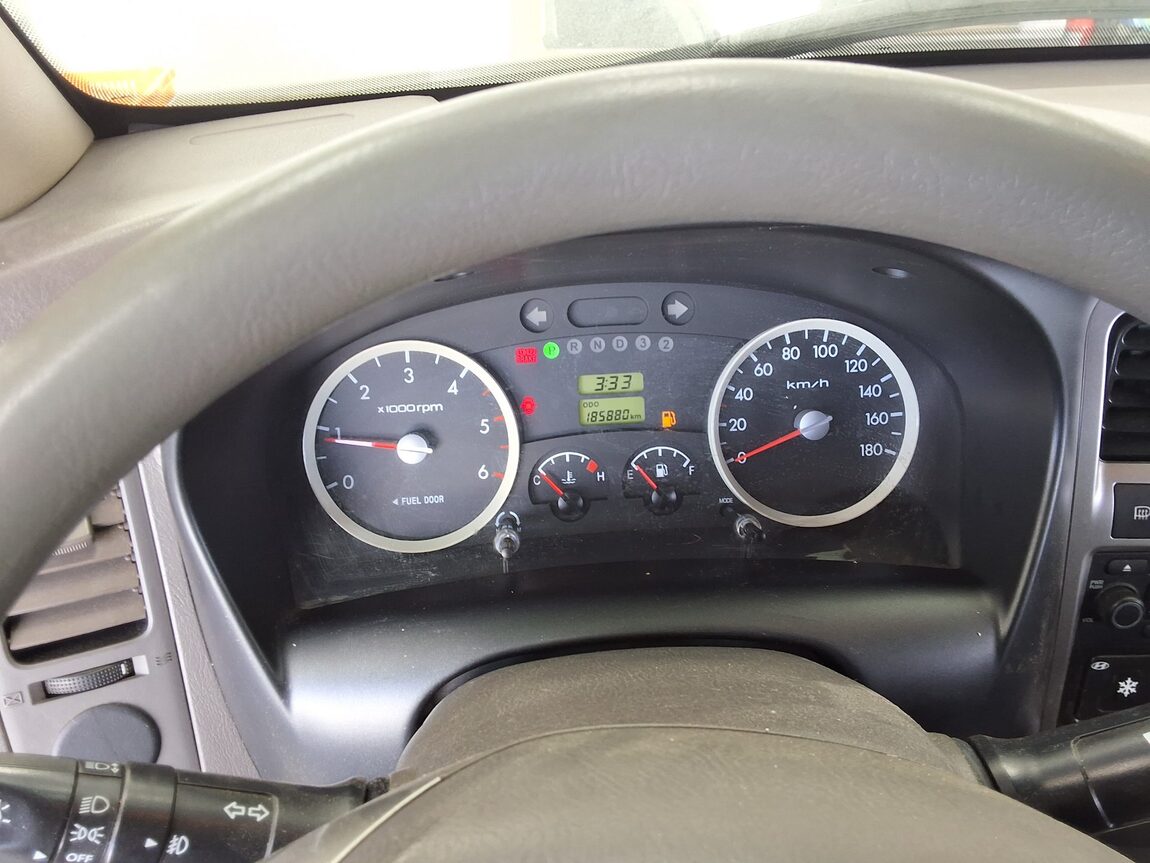 HYUNDAI PORTER II HIGH-ROOF FREEZER BOX TRUCK SUPER CAB TWIN COMPRESSOR 2014 - zdjęcie 9