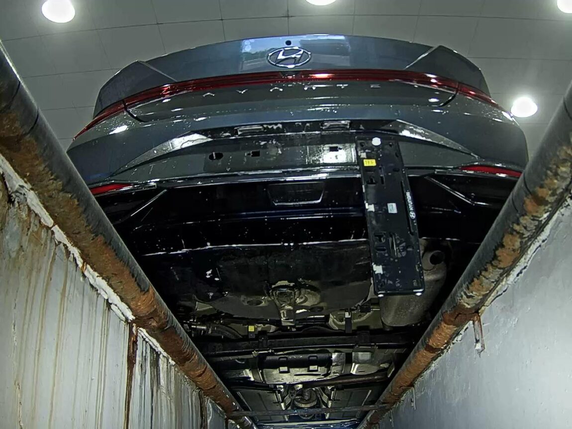 HYUNDAI AVANTE (CN7) 1.6 GASOLINE MODERN 2023 - zdjęcie 8