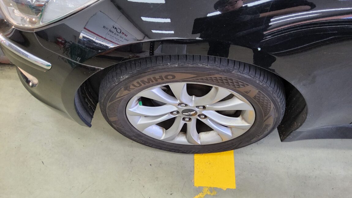 HYUNDAI GENESIS BH 330 GRAND PRIME PACK 2012 - zdjęcie 23