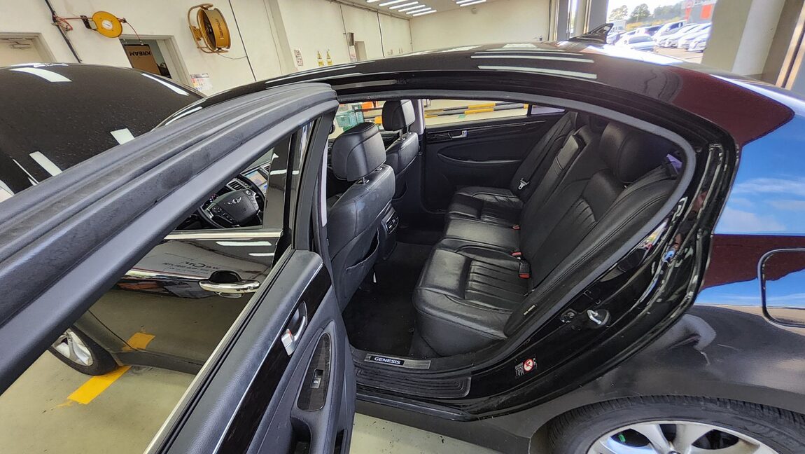 HYUNDAI GENESIS BH 330 GRAND PRIME PACK 2012 - zdjęcie 12