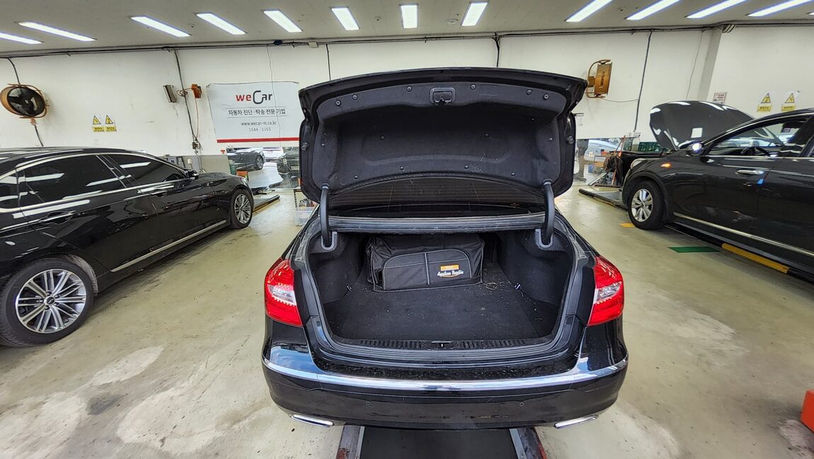 HYUNDAI GENESIS BH 330 GRAND PRIME PACK 2012 - zdjęcie 15
