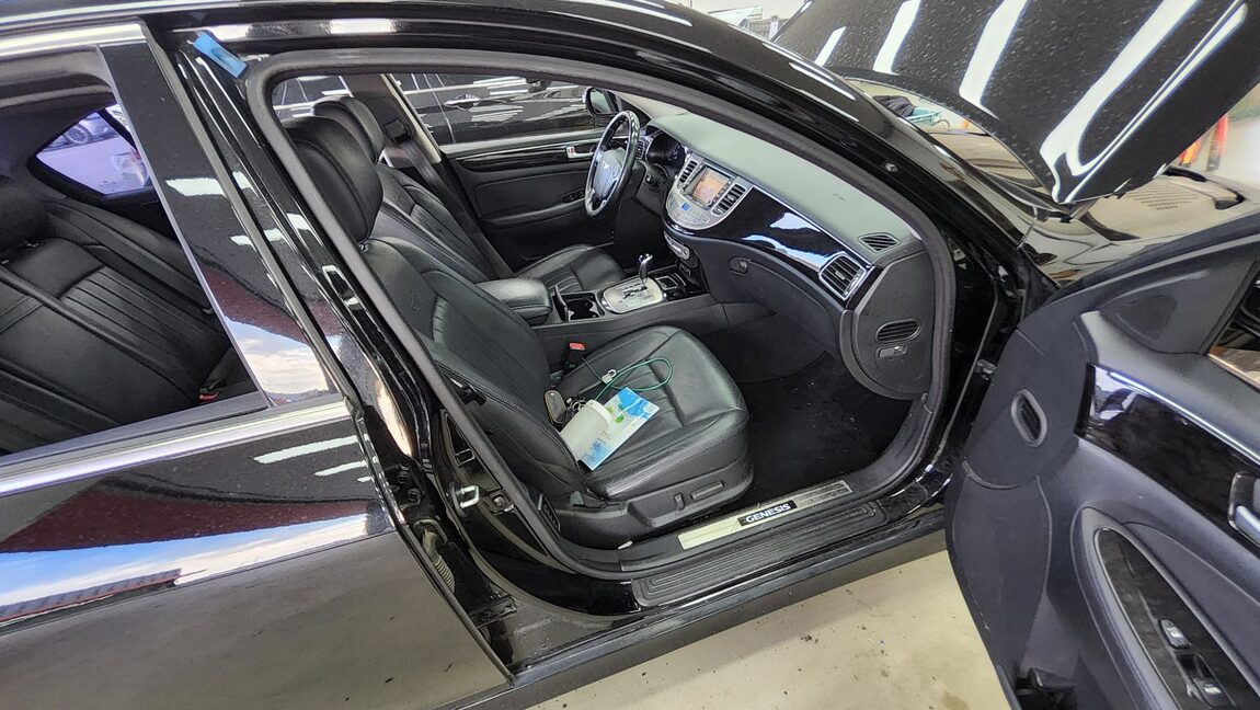 HYUNDAI GENESIS BH 330 GRAND PRIME PACK 2012 - zdjęcie 14