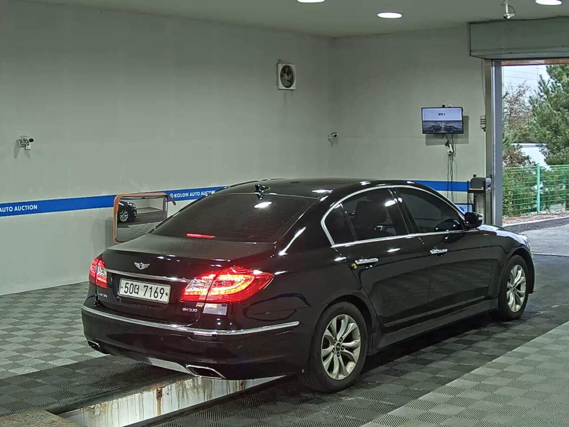 HYUNDAI GENESIS BH 330 GRAND PRIME PACK 2012 - zdjęcie 5