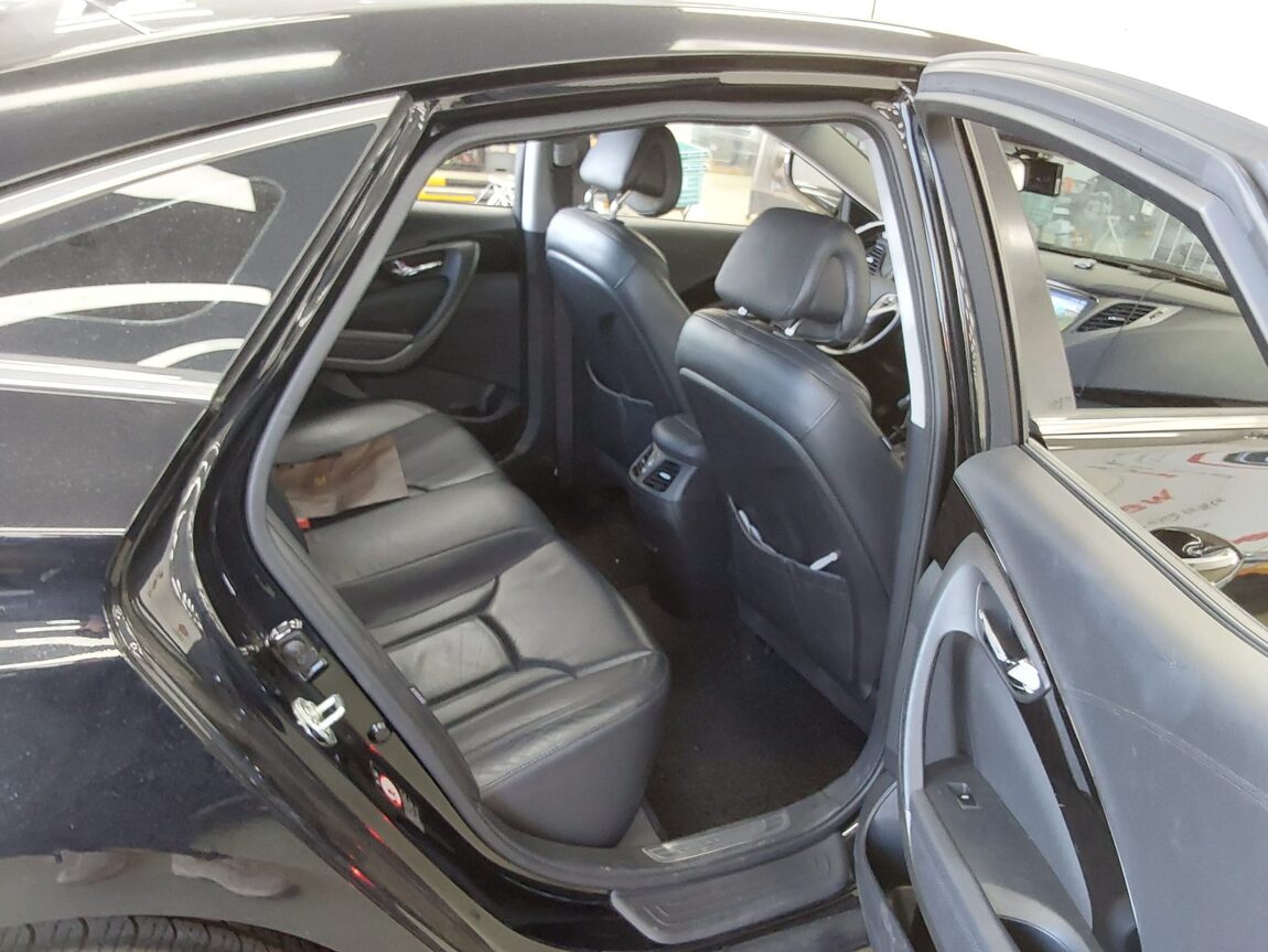 HYUNDAI GRANDEUR HG HG 240 LUXURY 2012 - zdjęcie 13