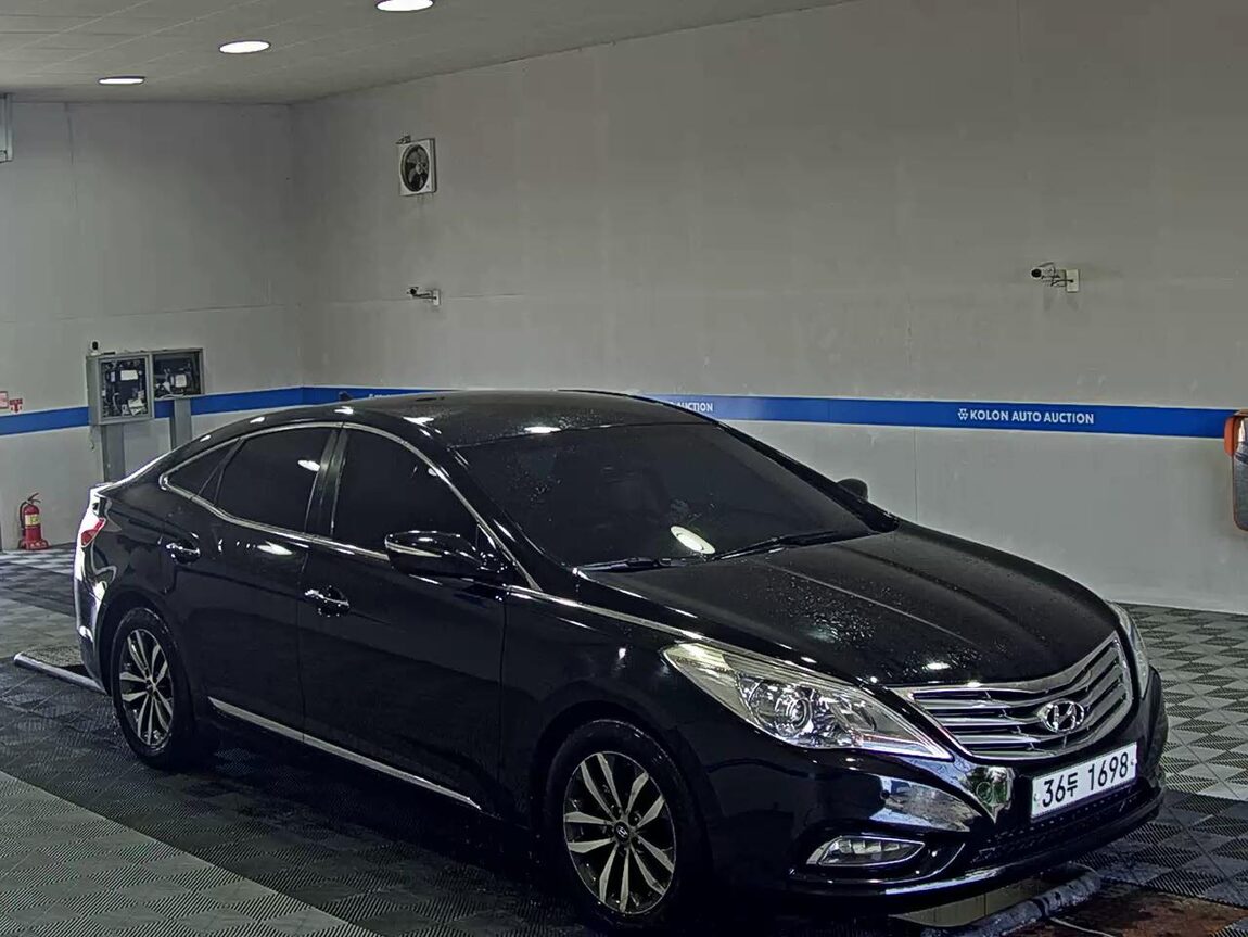 HYUNDAI GRANDEUR HG HG 240 LUXURY 2012 - zdjęcie 3