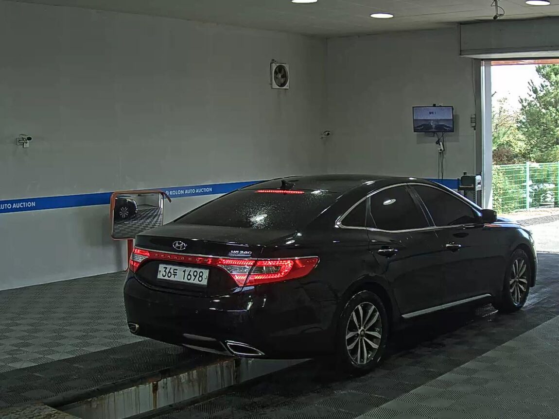 HYUNDAI GRANDEUR HG HG 240 LUXURY 2012 - zdjęcie 5