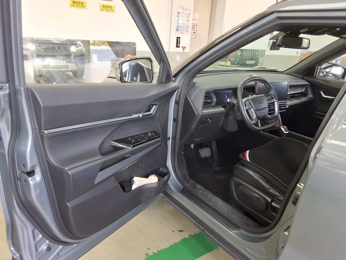 KG MOBILITY (SSANGYONG) TORRES 1.5 GDI-T 2WD T5 2023 - zdjęcie 10