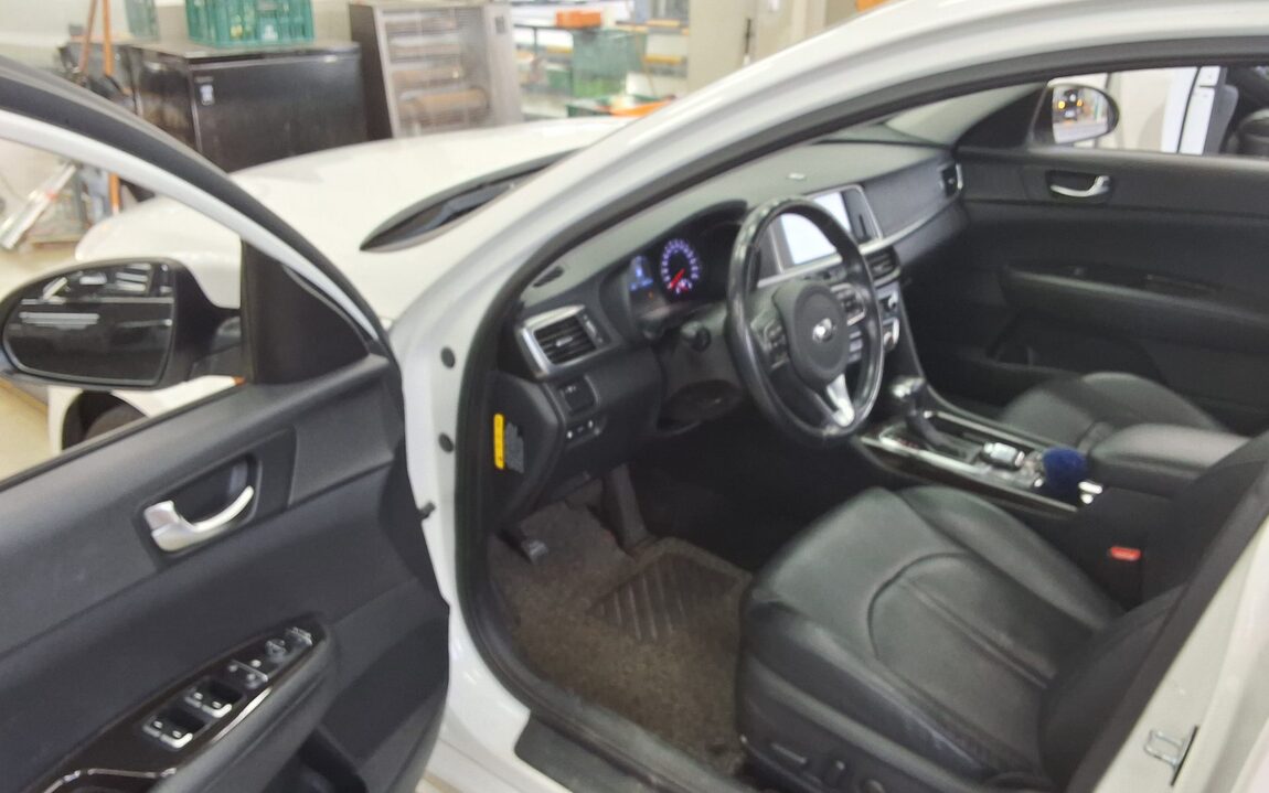 KIA NEW K5 2.0 GASOLINE PRESTIGE MX 2016 - zdjęcie 10